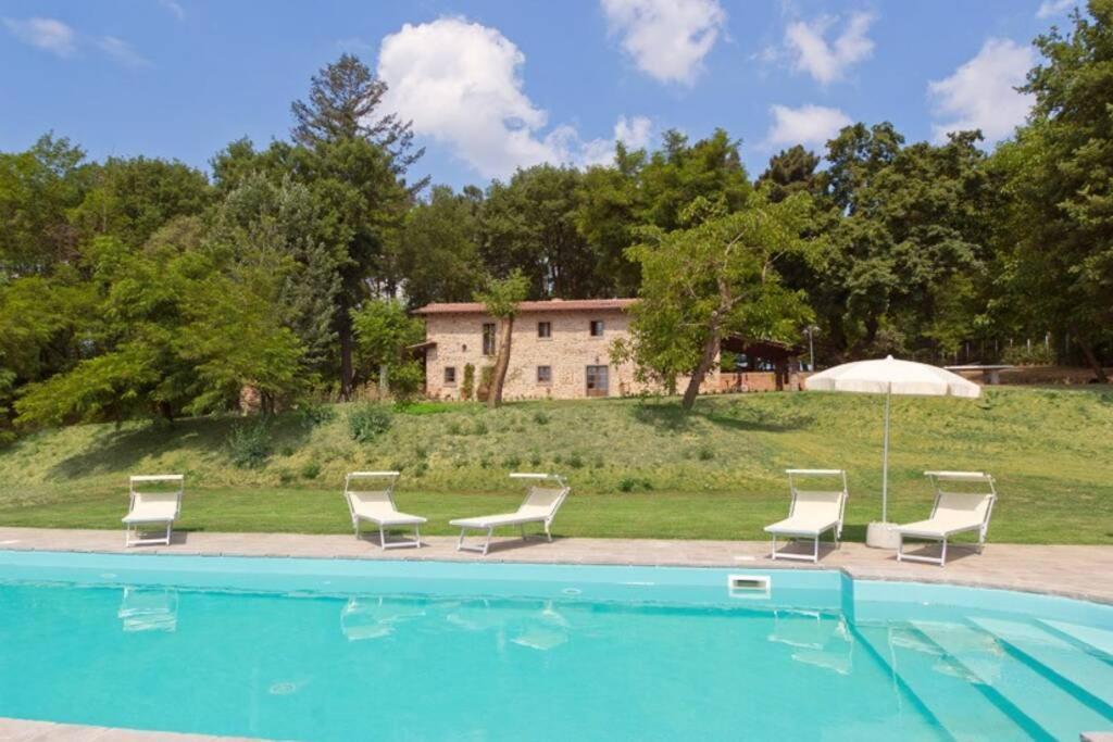 Villa Liz Tuscany, Private Pool, Hot Tub, Property Fenced, Pets Allowed Poppi Exterior photo
