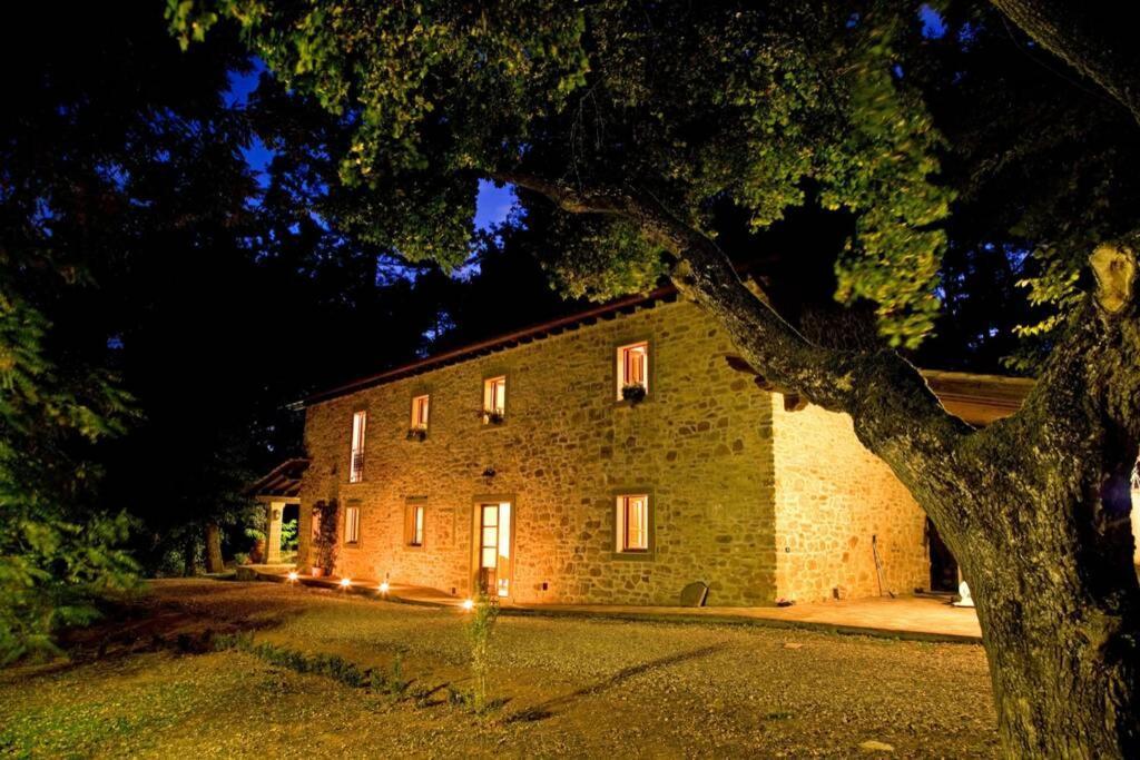 Villa Liz Tuscany, Private Pool, Hot Tub, Property Fenced, Pets Allowed Poppi Exterior photo